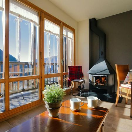 La Ginesta 2, Apartaments De Muntanya Estación Екстериор снимка