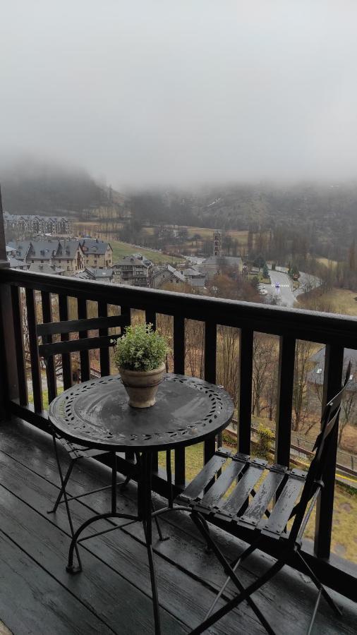 La Ginesta 2, Apartaments De Muntanya Estación Екстериор снимка