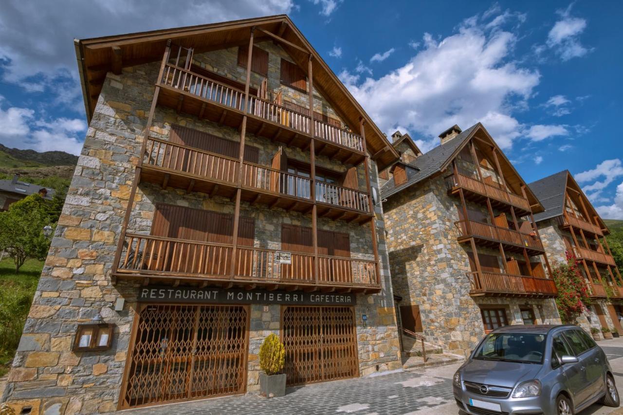 La Ginesta 2, Apartaments De Muntanya Estación Екстериор снимка